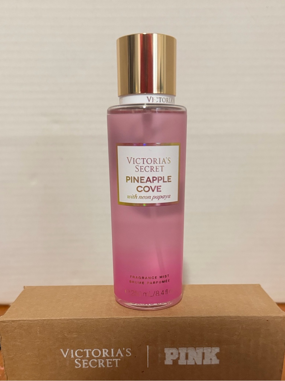 Victoria's Secret -  Pineapple Cove